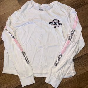 Hollister shirt, SIZE M barely worn!